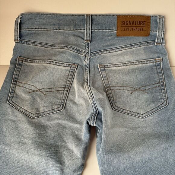 Signature by Levi Strauss Men's Slim Blue Jeans Size 28x28 - Picture 13 of 15